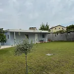 Sole Сasa de vacaciones Shkodër